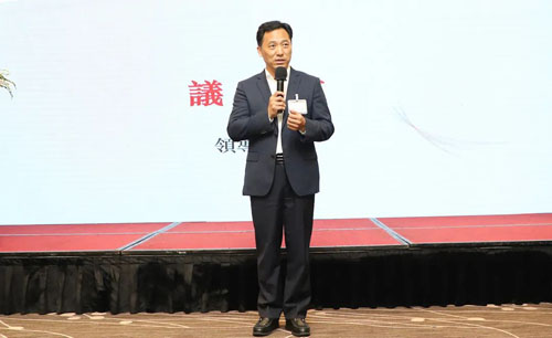 胡国安参加香港长沙联谊会第二届理事会会议