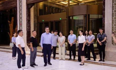 湖南省商务厅副厅长一行莅临理想华莱调研