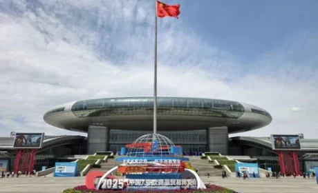 东方红航天生物精彩亮相2025亚欧商博会