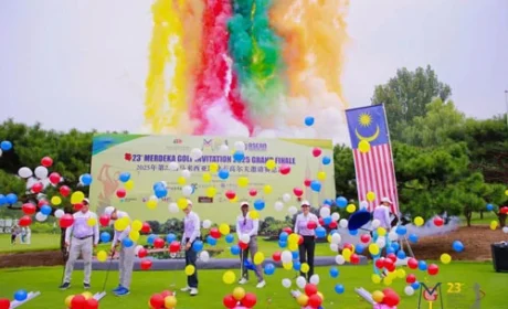 长青赞助第23届马来西亚默迪卡高尔夫球赛