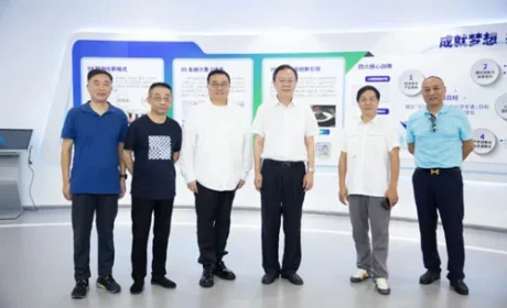 国家海洋局领导一行莅临炎帝生物指导检查