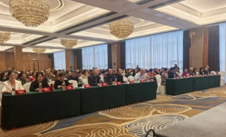 共话健康新时代,三十周年宣讲会走进四川德阳