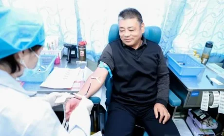 第22届完美百城千店万人献血活动在扬州举行