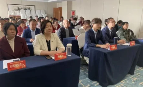 共话健康行 新时代三十周年宣讲会走进酒泉