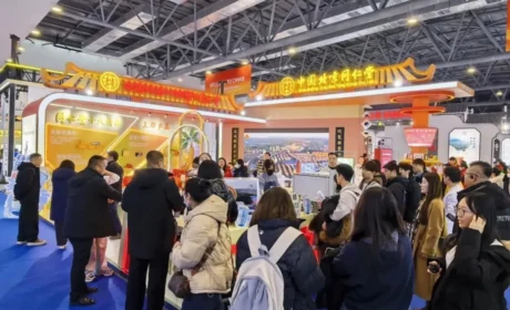 同仁堂 “破圈” 长春健博会:中医药养生也能很 “现代”