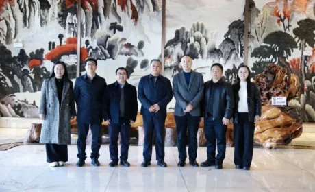 湖南农业大学商学院院长、教授杨亦民带队到理想华莱调研