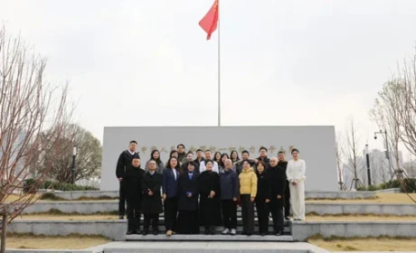 绿之韵 | 长沙市政协港澳委员进圭塘河宪法公园