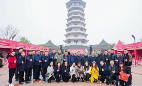 胡国安董事长参加第二届致安优品推介会暨湖南致福年货节启动仪式,绿之韵特色产品获赞誉