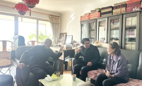 情暖桑榆凝初心 关怀一线聚匠心——同仁堂集团开展春节前走访慰问活动