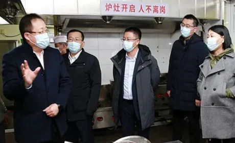 新时代集团领导到公司总部园区开展节前检查