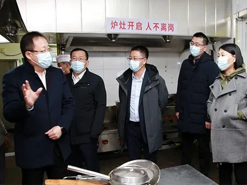 新时代集团领导到公司总部园区开展节前检查