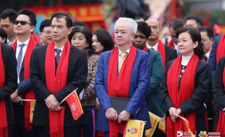 完美公司连续31年参加中山慈善万人行，累计捐赠4500万元