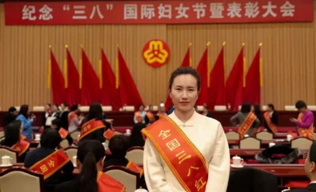 “她力量”赋能老字号 巾帼心书写同仁堂新担当