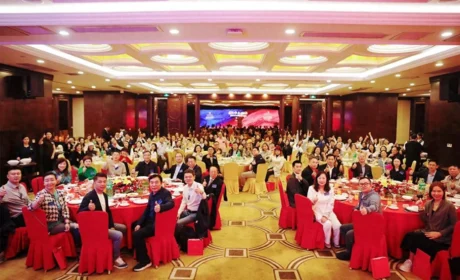 绿之韵胡国安会长参加香港长沙联谊会马年春茗会