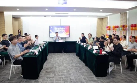 开年即决战 荣格2026开年工作会议召开