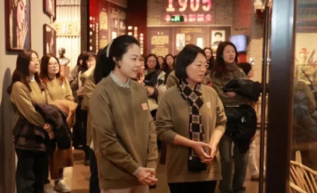 光影绽芳华 新时代公司三八节主题活动举办