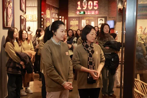 光影绽芳华 新时代公司三八节主题活动举办