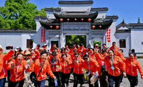 穿越江南 春芝堂“君行江南 荣耀之旅”启程