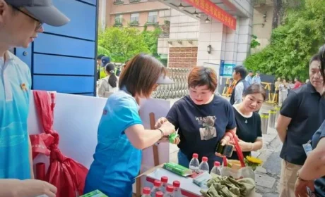 守护学子追梦路 康恩贝助力高考志愿服务