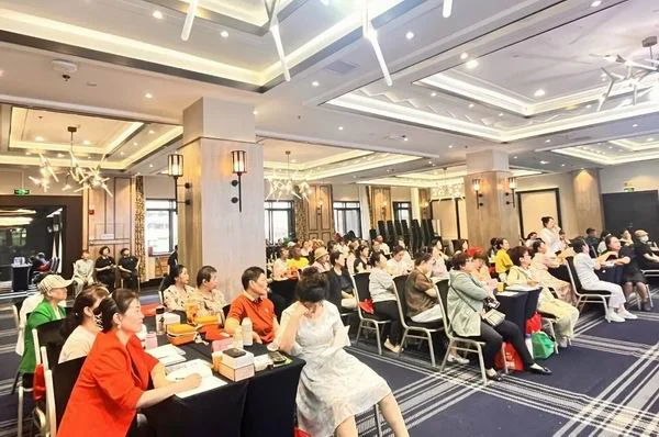 新时代吉林分公司举办健康顾问专项培训会缩略图 新时代吉林分公司举办健康顾问专项培训会