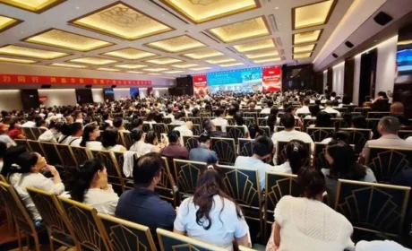 共话大健康 安惠广西分公司举行六周年庆典
