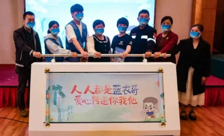 始于一次紧急施救 同仁堂“蓝衣哥”公益行动再启程