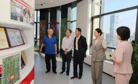 中南林业科技大学原党委书记李红调研绿之韵