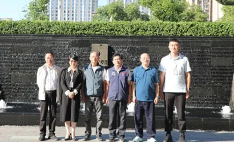 湖南省商务厅原副厅长周船莅临绿之韵调研指导